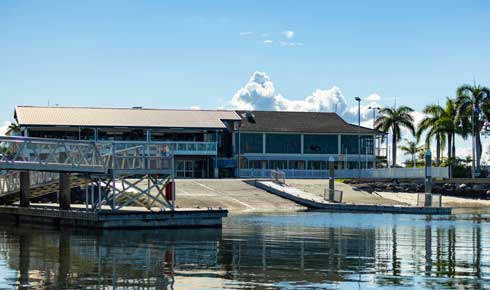 moreton bay trailer yacht club